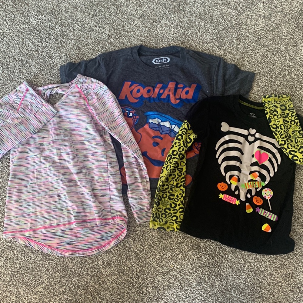 Little girl tops